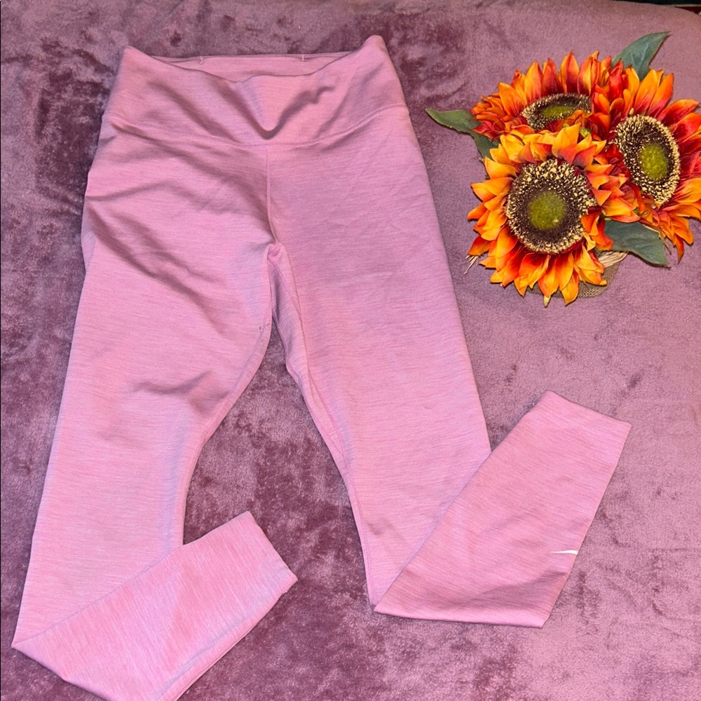 NWOT Nike Leggings